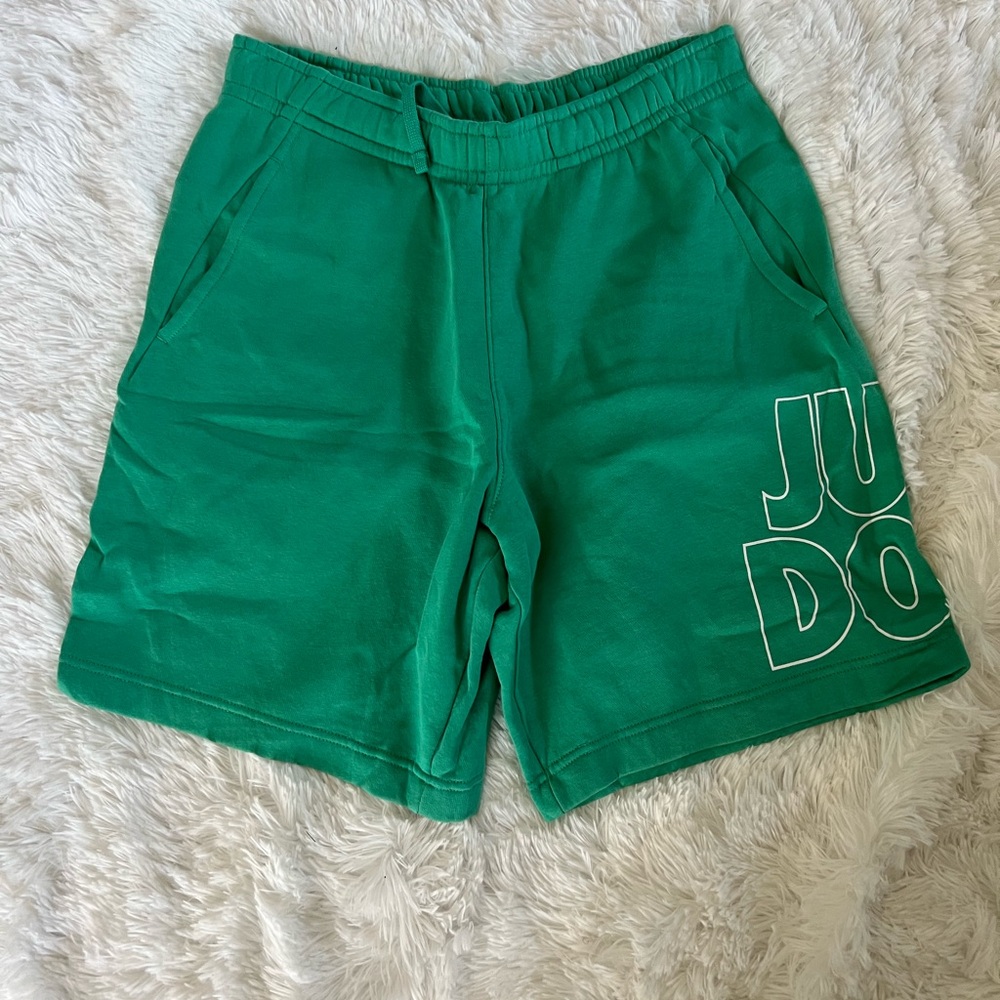 Men’s Nike Green Athletic Shorts Size Medium